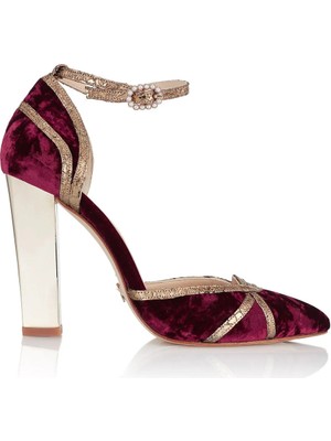 Altın Renk Platform Topuklu Kadın Ayakkabı – Bilekten Kemerli, Kalın Topuk, Şık Abiye Sandalet