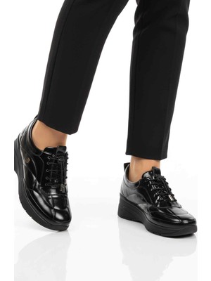 Ayakmod Siyah Rugan Hakiki Deri Anatomik Kadın Casual Ayakkabı 6115 Z