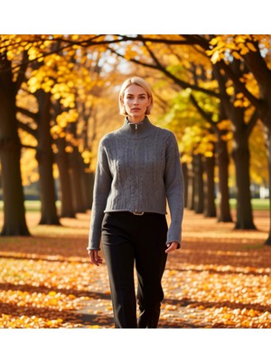 Benerly Kadın Konforlu Yumuşak Dokulu Oversize Kesim Fermuarlı Dik Yaka Saç Örgülü Uzun Kollu Triko Hırka