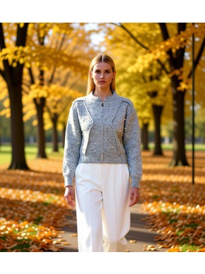 Benerly Fermuarlı Taş Detaylı Yumuşak Dokulu Triko Hırka Mont Görünümlü Şık Kadın Üst Giyim Parçası