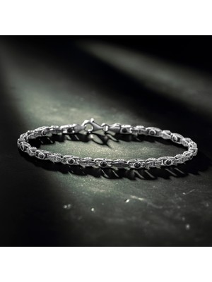 Takılingo 925 Ayar Gümüş Siyah Zirkon Taşlı Kral Zincirli Erkek Bileklik