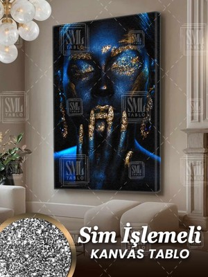 SML Tablo Simli Altın Rujlu Boyalı Gözü Kapalı Kadın Model Pırıltılı Gold Makyaj Sim Işlemeli Dikey Kanvas Tablo