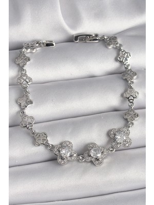 Eco Port Pirinç Gümüş Renk Zirkon Taşlı Yonca Model Kadın Bileklik