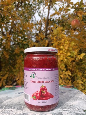 Defne Kadın Kooperatifi Hatay Tatlı Biber Salçası 650 gr