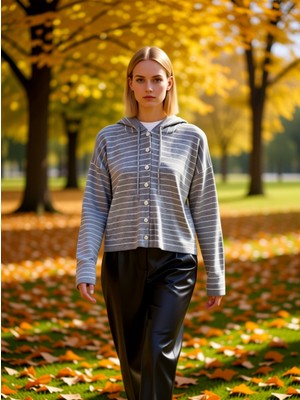 Benerly Kadın Çizgili Kapüşonlu Düğmeli Triko Hırka Günlük Şıklık Uzun Kollu Konforlu Tasarım Ince Yapı