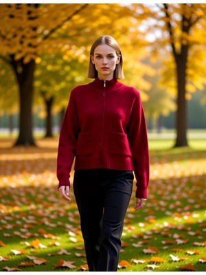 Benerly Kadın Yumuşak Dokulu Dik Yaka Fermuarlı Uzun Kollu Rahat Kesim Triko Hırka Günlük Şıklık Şık