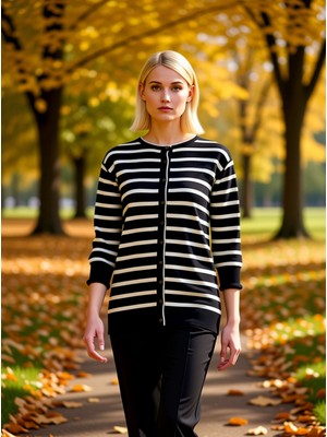 Benerly Kadın Çizgili Bisiklet Yaka Uzun Kollu Düğmeli Regular Kalıp Triko Hırka Fonksiyonel Rahat