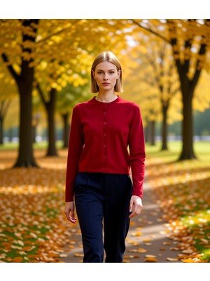 Benerly Kadın Bisiklet Yaka Düz Renk Triko Hırka Günlük ve Şık Kombinlerde Tercih Edilen Önemli Bir Parça