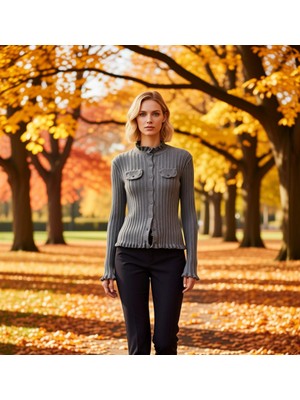 Benerly Kadın Fitted Kesim Fitilli Triko Hırka Ön Düğmeli Uzun Kollu Detaylı Cepli Şık Tasarım Spor