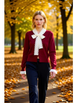 Benerly Kadın Dantel Detaylı Bağlamalı Yaka Crop Kesim Triko Hırka Günlük ve Özel Anlar Şık Bir Dokunuş