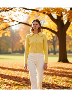 Benerly Kadın Crop Triko Hırka Polo Yaka Mücevher Düğmeli Uzun Kollu Regular Kalıp Ince Dokulu Şık