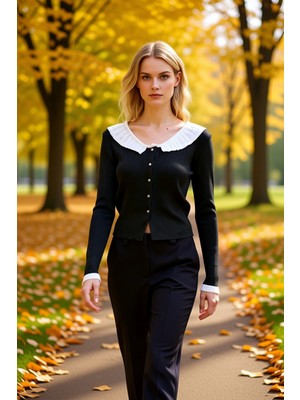 Benerly Kadınlara Özel Fırfırlı Yaka Detaylı Düğmeli Fitted Kesim Uzun Kollu Crop Triko Hırka Spor