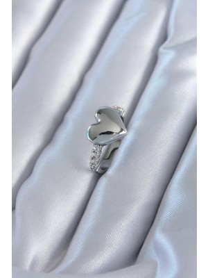 Eco Port Gümüş Renk Pirinç Zirkon Taşlı Kalp Model Kadın Yüzük