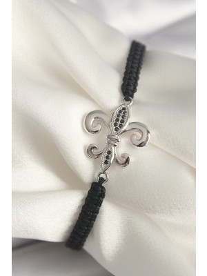 Eco Port Pirinç Gümüş Renk Zirkon Taş Işlemeli Zambak Model Asansörlü Makrome Model Kadın Bileklik