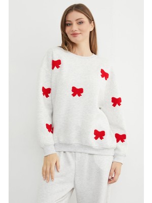 FullaModa 3 Iplik Fiyonk Nakışlı Oversize  Sweatshirt