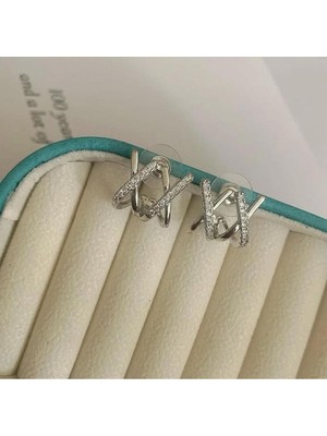 H&S Aksesuar Zirkon Taşlı Çoklu Çapraz Küpe