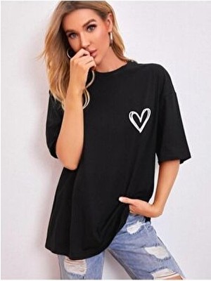 Belirtilmemiş Minimal Kalp Baskılı Siyah Oversize TShirt Kısa Kol Penye Malzemeden Casual Stil