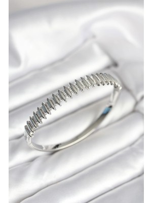 Eco Port Gümüş Renk Zirkon Taşlı Pirinç Kadın Kelepçe