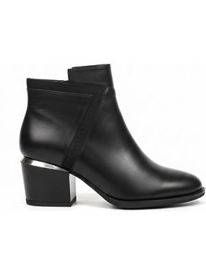 Ustalar Ayakkabı Siyah Kadın Hakiki Deri Topuklu Bot 039.242