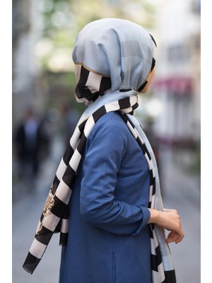 Vissona %100 Ipek Çizgili ve Varak Desenli Bebe Mavisi - Siyah Renkli 92X210 Şal