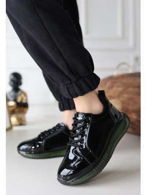 Shoegar Piona Siyah Rugan Yeşil Tabanlı Spor Ayakkabı