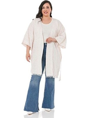 Disentis Modest Büyük Beden Yarasa Kollu Eteği Ponponlu Kuşaklı Cepli Astarlı Beyaz Üzerine Kırmızı Çizgili Kimono