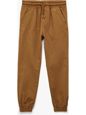 Koton Erkek Çocuk Pamuklu Jogger Pantolon Beli Bağcıklı Kahverengi 2 Cep ile Rahat Kullanım