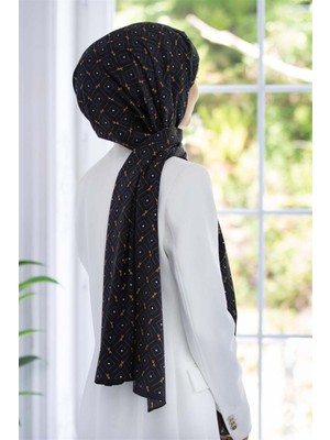 Vissona Lüks Medine Ipeği Geometrik Desenli Siyah - Gold Renkli 75X195 Kırışmaz Şal Moss Krep Dikiş Tipi Italyan Dikişli