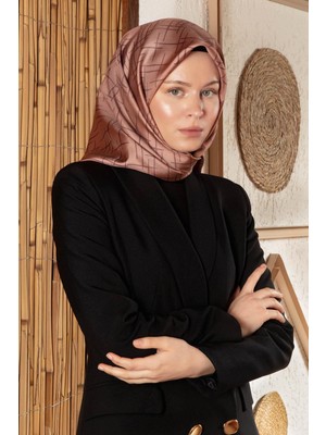 Vissona %100 Twill Ipek Çizgi Desenli Soğan Kabuğu Renkli 90X90 Eşarp Dikim Şekli : El Dikişi