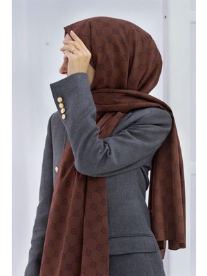 Vissona Lüks Medine Ipeği Monogram Desenli Taba Renkli 75X195 Kırışmaz Şal Moss Krep Dikiş Tipi Italyan Dikişli