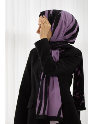 Vissona Lüks Medine Ipeği Geometrik Desenli Lila Renkli 75X195 Kırışmaz Şal Moss Krep Dikiş Tipi Italyan Dikişli