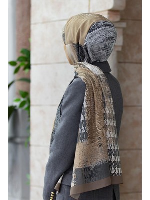 Vissona Lüks Medine Ipeği Kazayağı Desenli Bej Renkli 75X195 Kırışmaz Şal Moss Krep Dikiş Tipi Italyan Dikişli