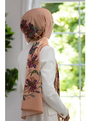 Vissona Lüks Medine Ipeği Çiçek Desenli Somon Renkli 75X195 Kırışmaz Şal Moss Krep Dikiş Tipi Italyan Dikişli