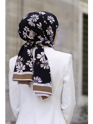 Vissona Lüks Medine Ipeği Papatya Desenli Bej Renkli 75X195 Kırışmaz Şal Moss Krep Dikiş Tipi Italyan Dikişli