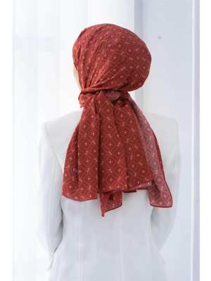 Vissona Lüks Medine Ipeği Geometrik Desenli Bordo Renkli 75X195 Kırışmaz Şal Moss Krep Dikiş Tipi Italyan Dikişli