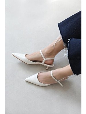 Straswans Kadın Topuklu Kırışık Deri Ayakkabı Krem Suni Deri Neolit Tabanlı İnce Topuk