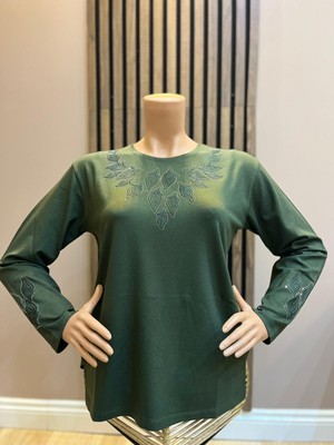 Akmavi Kadın Orta Yaş ve Üzeri Taşlı Yonca Viskon Anne Penye Bluz