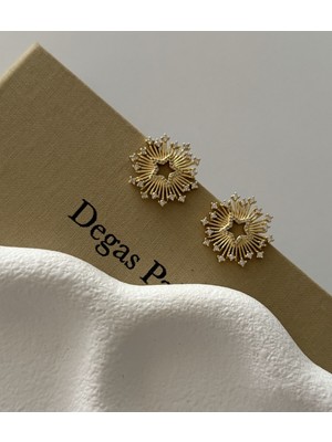 H&S Aksesuar Zirkon Taşlı Yıldız Detaylı Tasarım Küpe