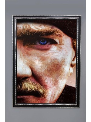 Dolce Mariee Atatürk Portresi Dijital Baskılı Kadife Kumaş Çerçeveli Tablo TBL0049