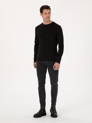 Cacharel Erkek Siyah Slim Fit Pamuk Karışımlı Bisiklet Yaka Selanik Örgü Triko Kazak 50318976-VR046