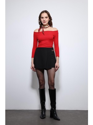 Antioch Kırmızı Açık Omuz Detaylı Top