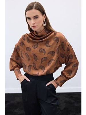 Sateen Degaje Yaka Desenli Bluz - Kahve