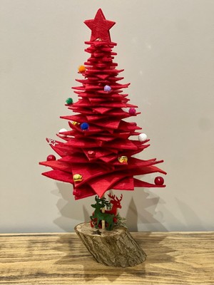 Empressco Yeşil ve Kırmızı Renklerde Keçe Yılbaşı Ağacı, 37CM, Şık ve Dekoratif Süsleme Seçeneği