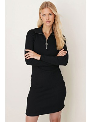 Armonika Kadın Siyah Yakası Fermuarlı Yumuşak Dokulu Diz Üstü Elbise ARM-26K001018