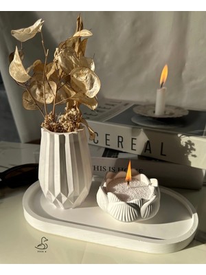 Geometrik Desenli Vazo ve Lotus Çiçek Inci Tozlu Mumluk