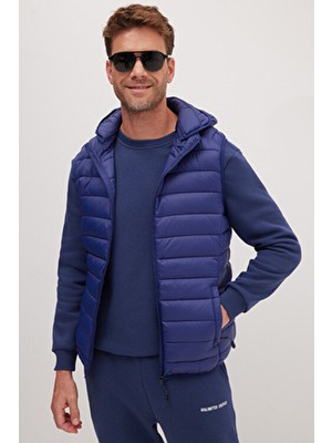 Tudors Erkek Relax Fit Rahat Kesim Sıfır Kol Kapüşonlu Çift Cepli Fermuarlı Sıcak Tutan Mavi Şişme Yelek