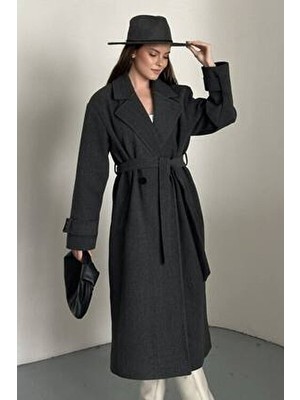 Vess Moda Kadın Uzun Kaşe Kaban Antrasit Düz Desenli Regular Kalıp Malzeme ile Şık Günlük Stil