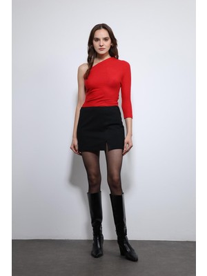 Antioch Kırmızı Asimetrik Yaka Top
