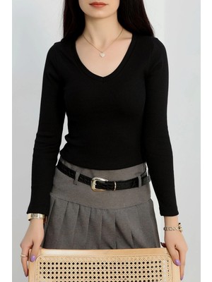 MGN V Yaka Kaşkorse Bluz Siyah