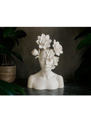 Hasfar Tech Çiçek Baş Heykeli – Açan Çiçeklerle Büst Dekoratif Biblo